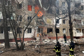 Война, 25 декабря. В Чернигове российский «шахед» попал в жилую пятиэтажку, один человек погиб, среди пострадавших – ребенок