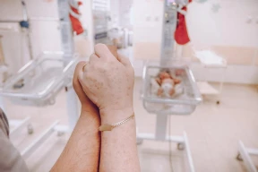 «Всем было плевать, а я 8 часов провела в аду». Беларуски высказались о причинах сложных родов